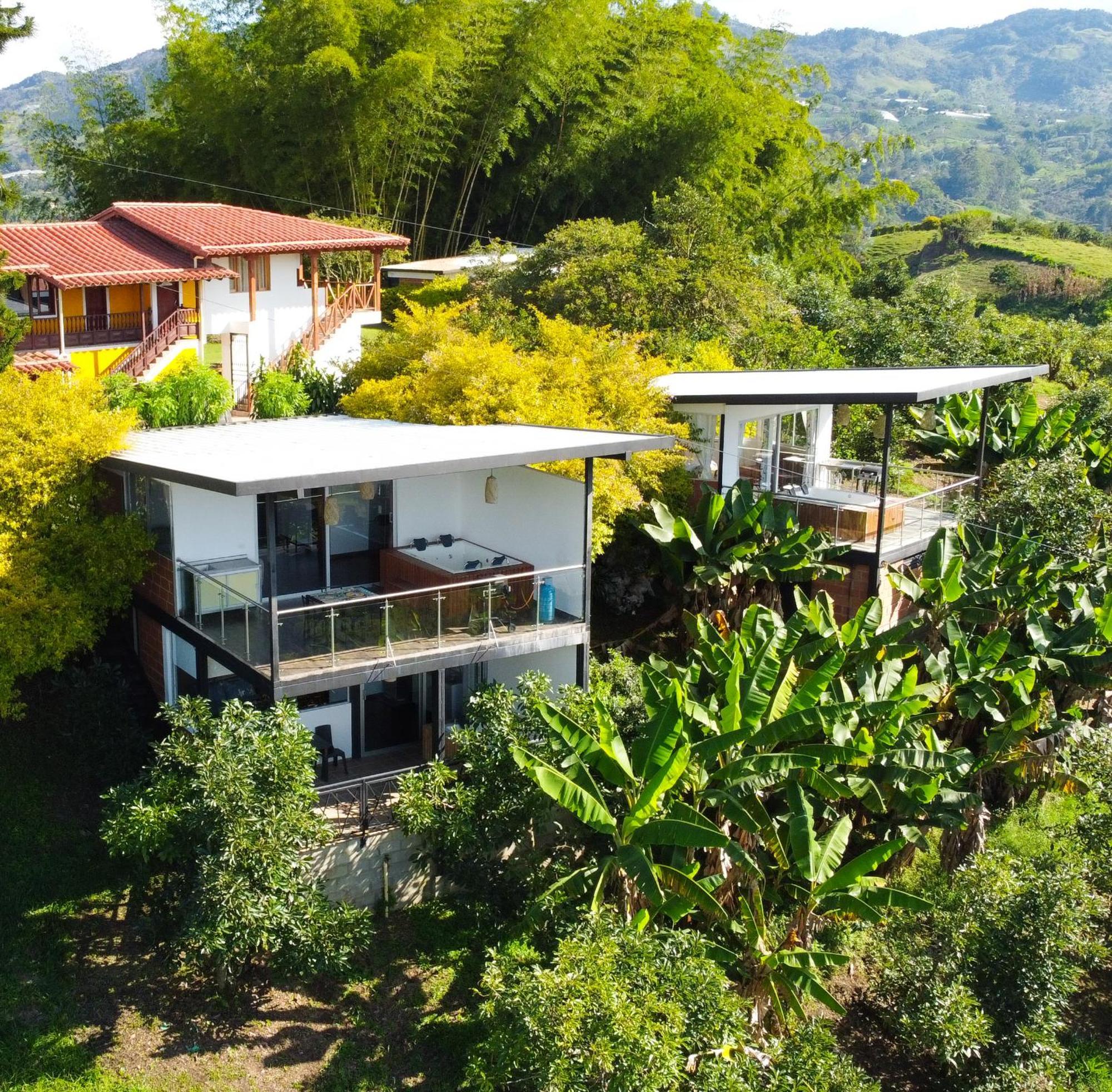 Hotel Campestre Alto Lindo En Guatapé エクステリア 写真