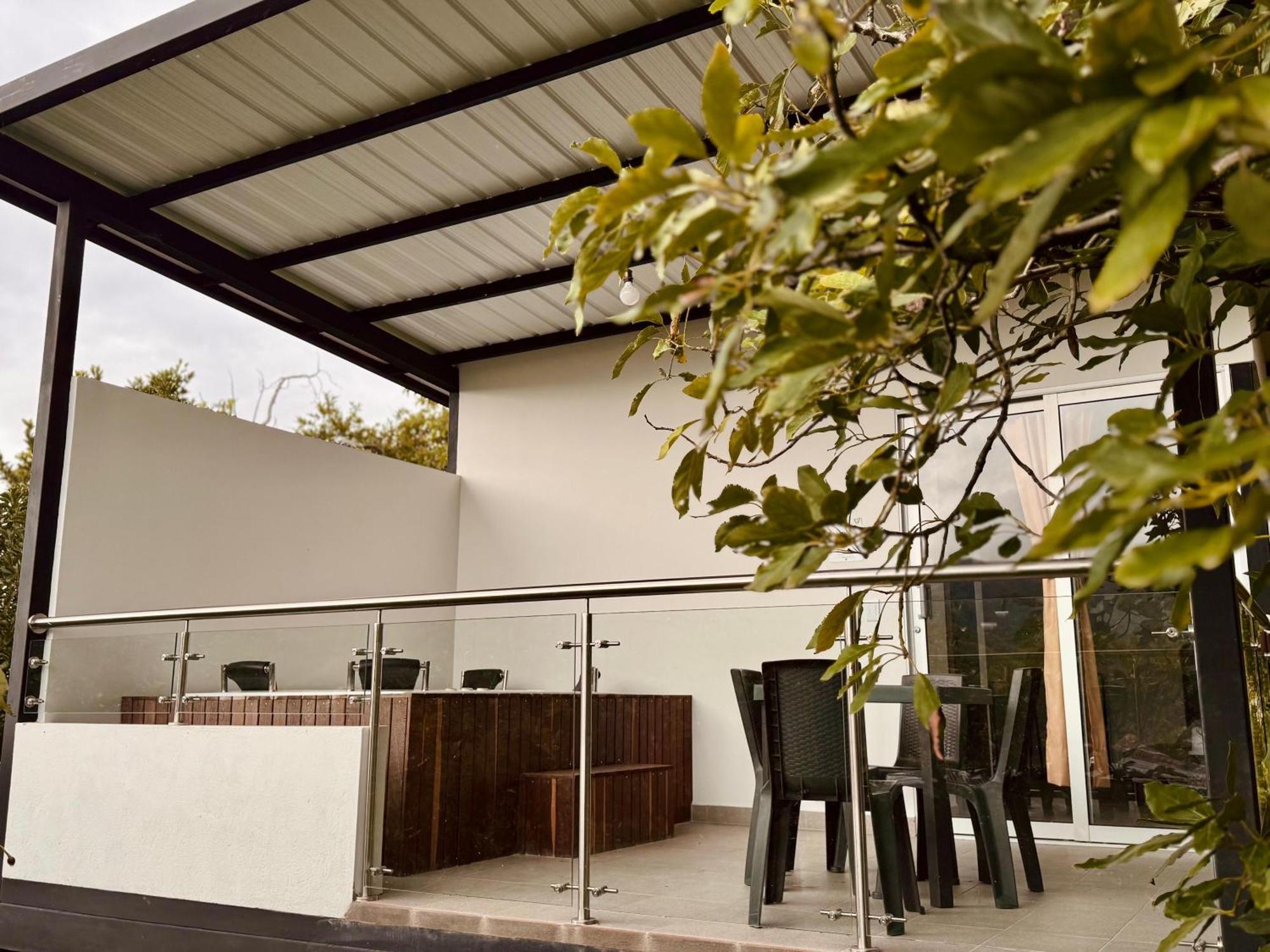 Hotel Campestre Alto Lindo En Guatapé エクステリア 写真