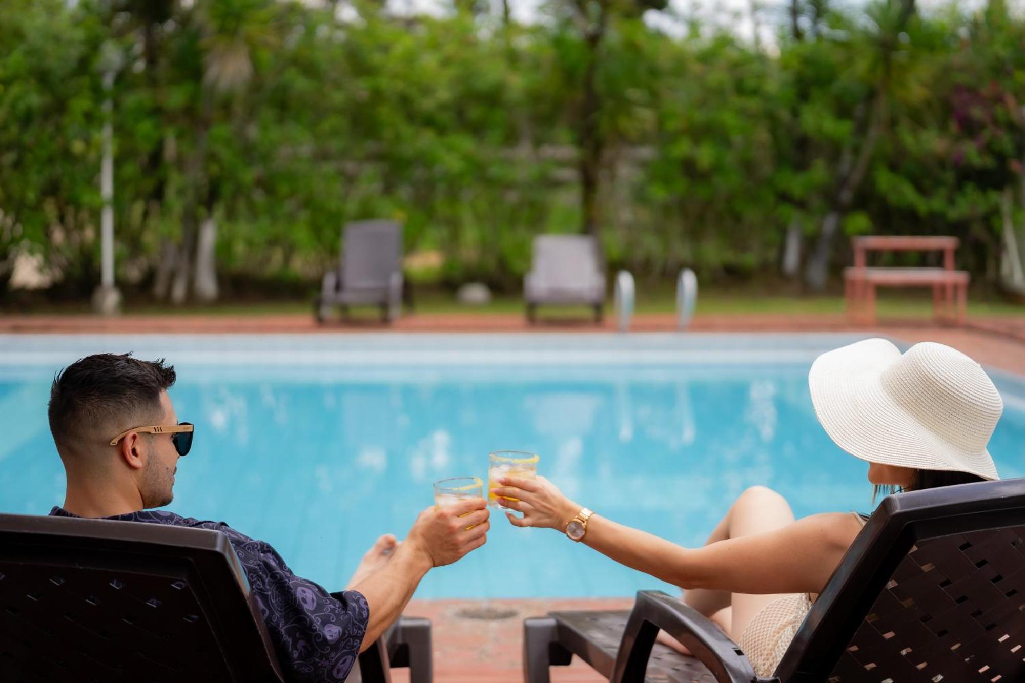 Hotel Campestre Alto Lindo En Guatapé エクステリア 写真